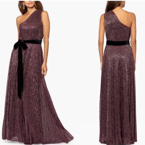 Betsy Adam Abrielle One Shoulder Shimmery Evening Dress - Picture 3 of 5